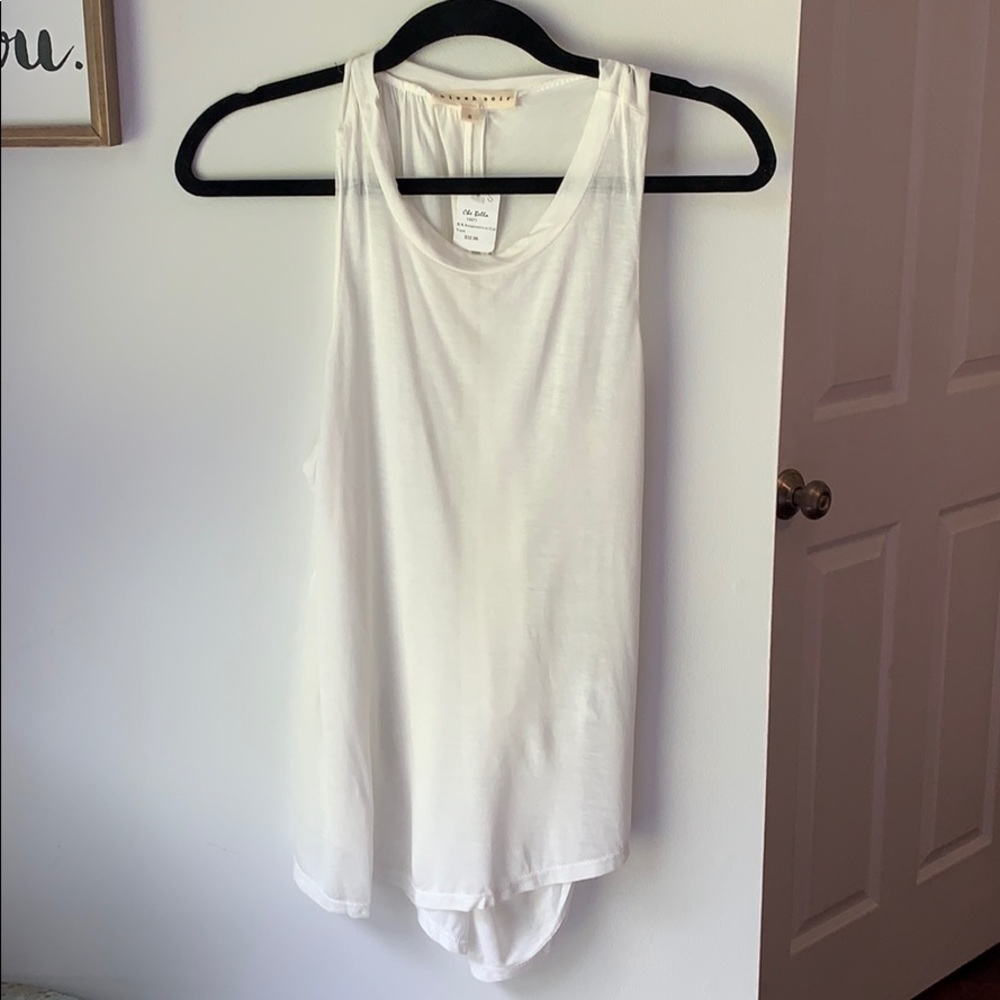 Blush noir tank top